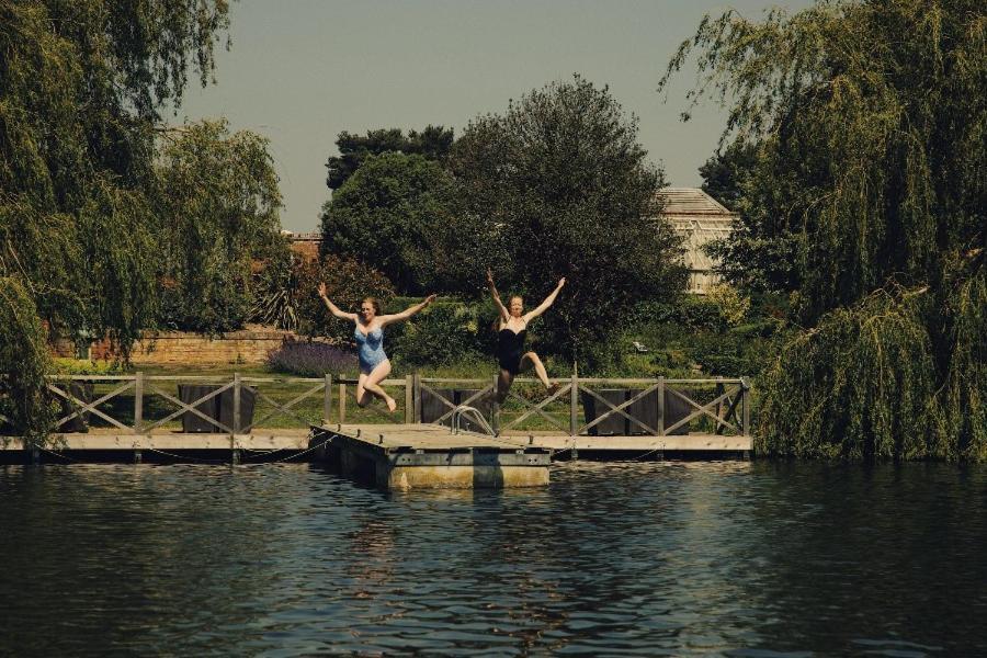 Fritton Lake Retreats Exterior photo